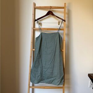 Quince Sage Green Mini with Tie Straps